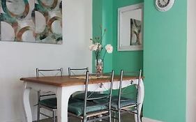 Acogedor Apartamento Constitucion